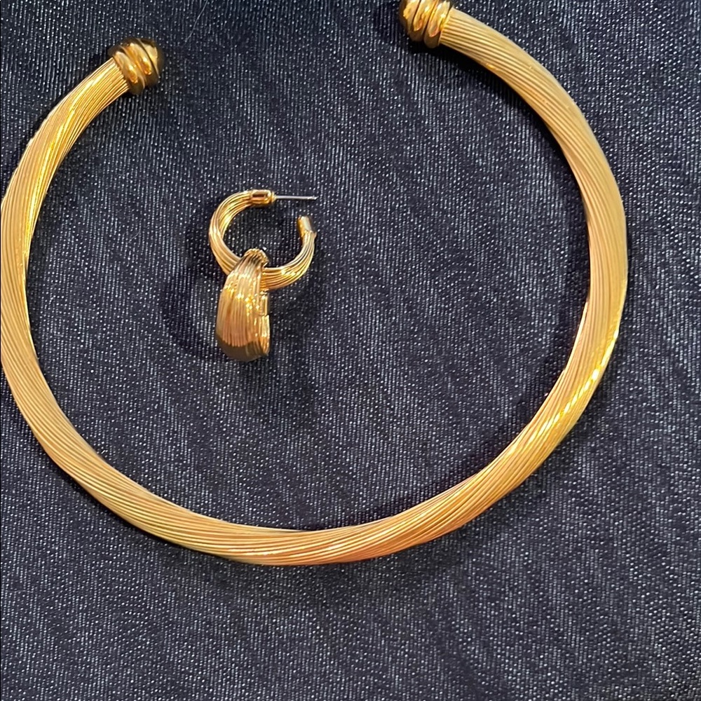 Elegant Gold-Tone Jewelry Set